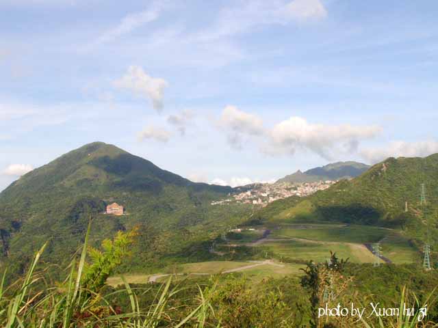 遙望基隆山